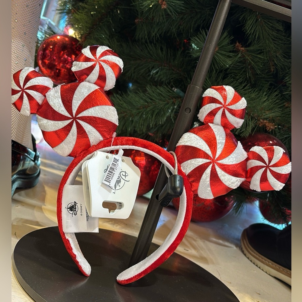 Disneyland Parks Red and White Peppermint Ears - NWT!!